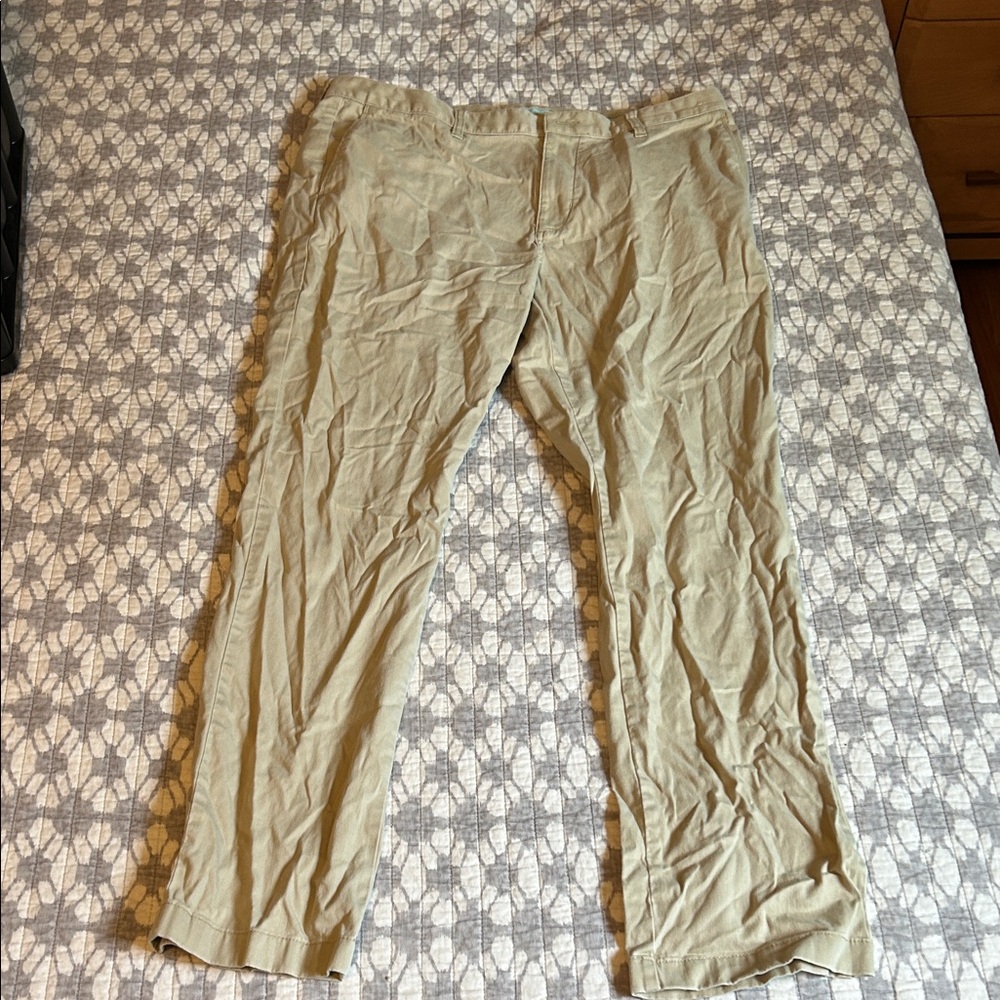 Tommy Bahama Men's Tan Chinos